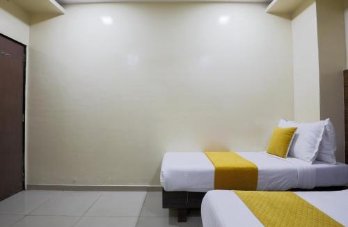 Dharavi Hotel | Golden Stay BKC