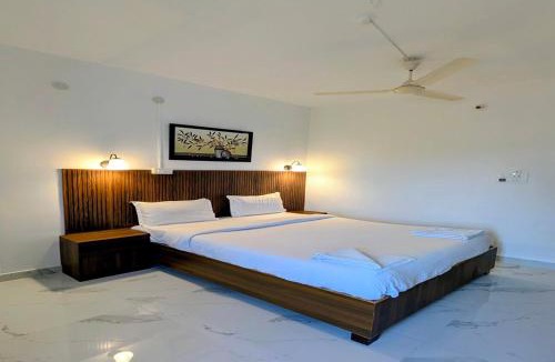 Stuart Hill Resort | The Lantana Resorts