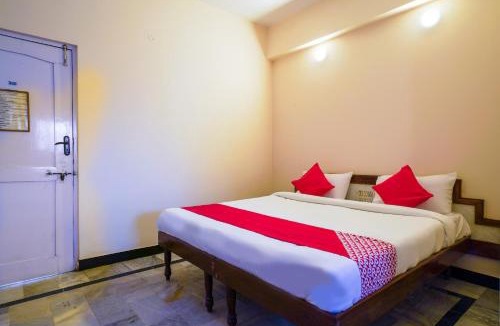 Hyderabad Hotel | Hotel O Raja Residency Near Snow World
