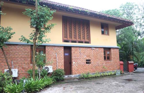 Raichak House | Luxury Villa Large Private Pool