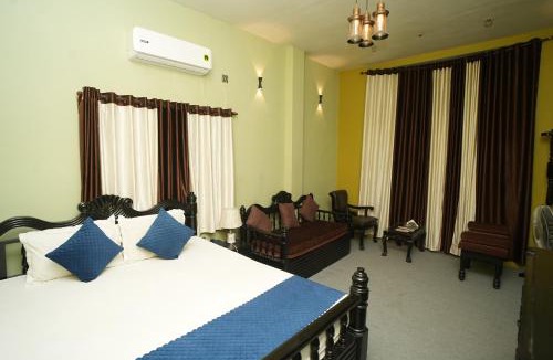 Raypur Resort | Bawali Farmhouse