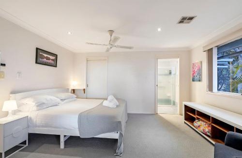 Umina Beach House | Resort Style Rock Pool Oasis