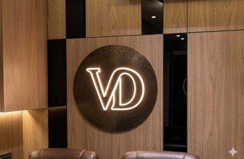 Surat Hotel | Hotel VD Rooms Althan