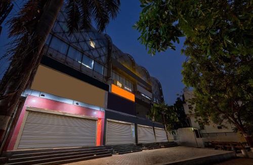 Navrangpura Hotel | Itsy Hotels Grand CG