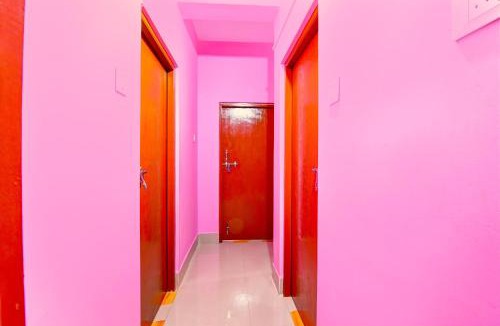 Barasat Hotel | Hotel O Lotus Homestay