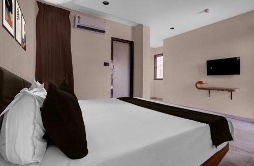 Palsana Hotel | Hotel O Dwarkadhish