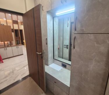 Pandharpur Apartment | Shantai Homestay Luxurious flat For Family