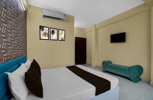 Sector 70 Hotel | Hotel O La Belle