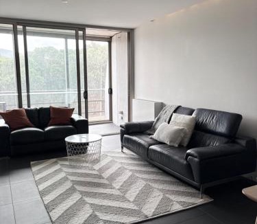 City West Apartment | Lake Burley Griffin & ANU City StayFree Parking