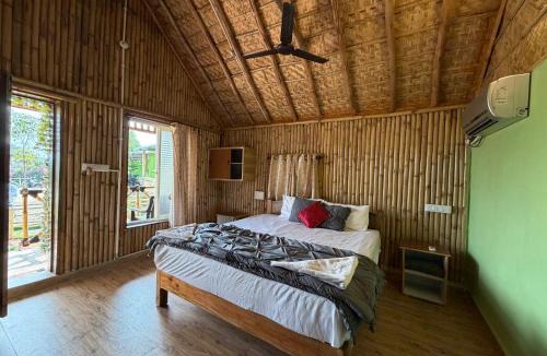 Kamalapur House | Mowgli's Cafe Hampi & Guest House