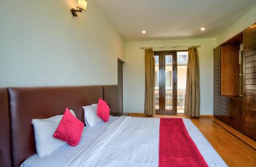 Saligao Hotel | Aveeno Resort with Swimming Pool and Jacuzzi Near Calangute and Baga