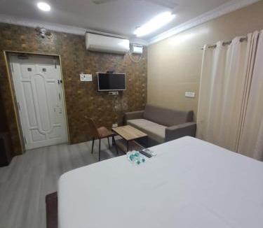 Koyambedu Hotel | Coromandel Suites