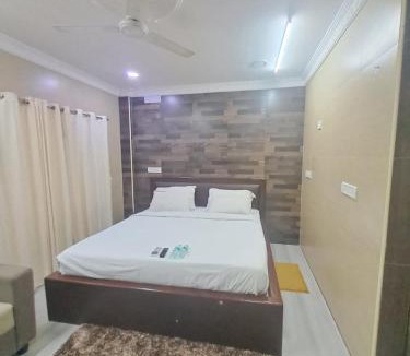 Koyambedu Hotel | Coromandel Suites