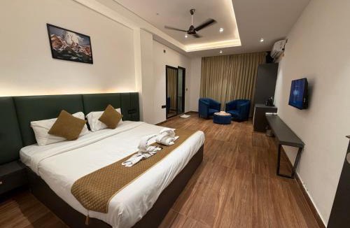 HBR Layout Hotel | Hotel Kingdom Suites Near Elements Mall, Manyata Tech