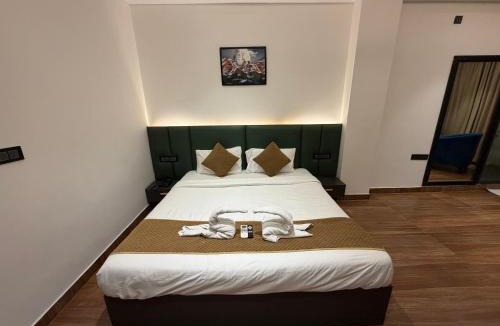 HBR Layout Hotel | Hotel Kingdom Suites Near Elements Mall, Manyata Tech