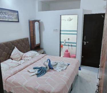 Rajpipla Apartment | UNiTY MADHAV HOMESTAY
