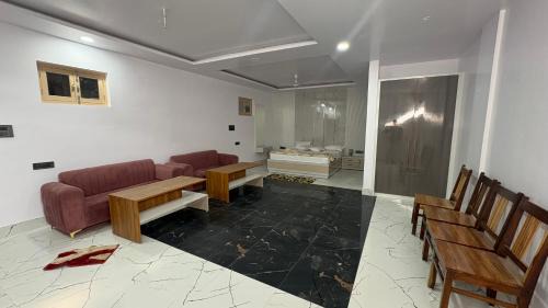 Darbhanga Hotel | Shree Laxmi Banquet and Hotel