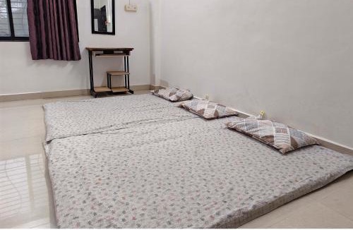 Tuljapur House | Durga Bhakt Niwas