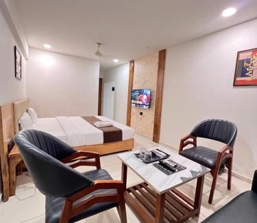 Rajkot House | Hotel Royal Manor