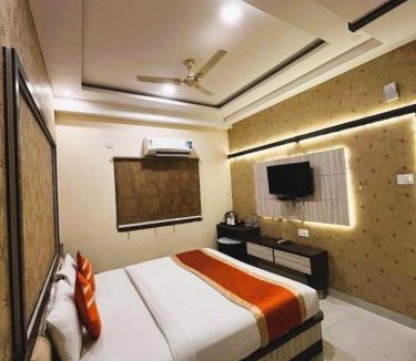 Azamgarh House | Shri Sai Hotel Azamgarh Near Roadway Bus Stand