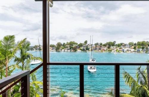 Buttaba House | Stunning Absolute Waterfront With Private Jetty
