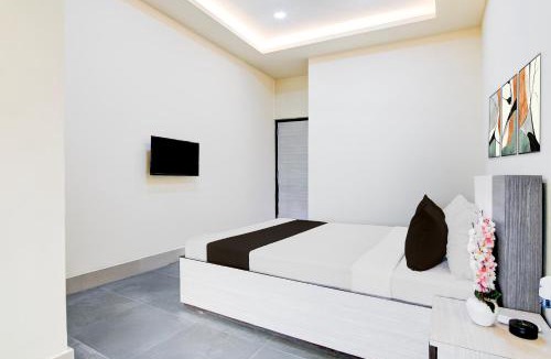 Joka Hotel | Collection O Joka Industrial Plaza Near Metro Station