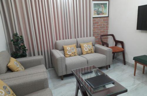 Banani Apartment | Elegant 3BR Apartment in Banani East Facing Balcony Great Location