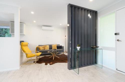 Wanniassa House | Stylish 3Bedroom Escape in South Canberra - Hosted by Canstay