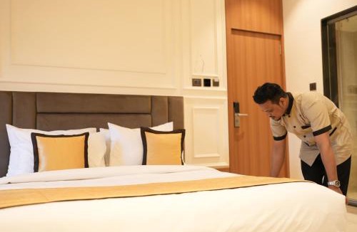 Shirdi Hotel | THE JEEVAN INN Newly Renovated