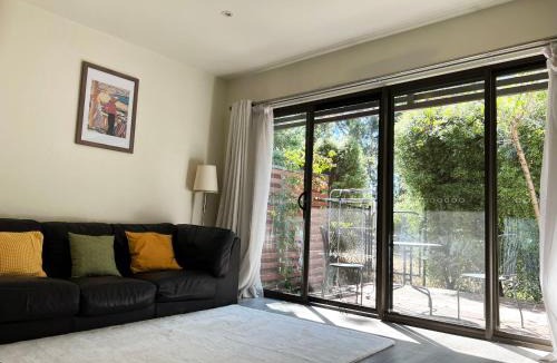 Narrabundah Apartment | Spacious Two-Story Family Townhouse Near Kingston & Manuka