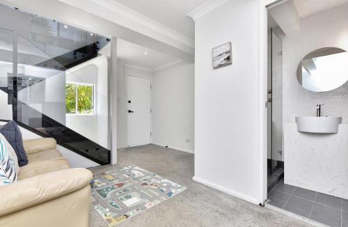 Avoca Beach House | Beachy Keen at Avoca with Private Magnesium Pool