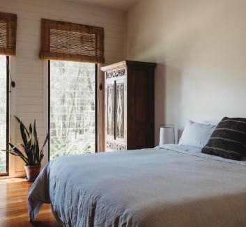 Lovedale Villa | The Boathouses at Leaves & Fishes