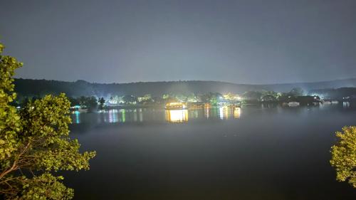 Kudal Apartment | Riverfront Grand By GikiJoy