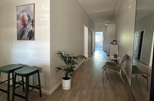 Hamilton Apartment | Centre of Eat St On Beaumont St in Newcastle