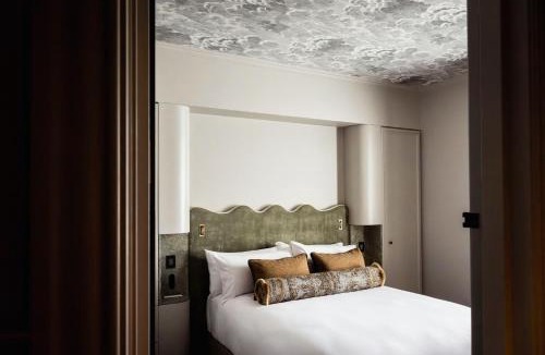 Paddington Hotel | The Grand National Hotel by Saint Peter