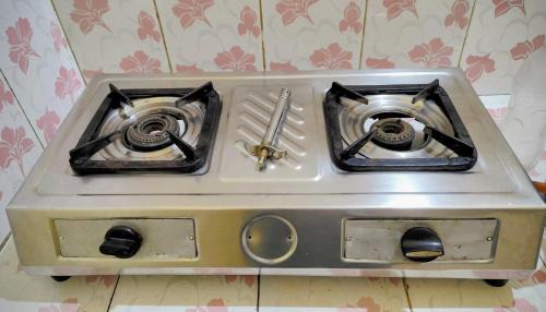 Bolpur Apartment | ATITHI HOMESTAY - Entire 2BHK in Central Bolpur with Private Parking - Pet Friendly