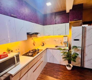 Kalina Villa | Lavish Villa Row House Near US Consulate BKC & NMACC & Jio World Center
