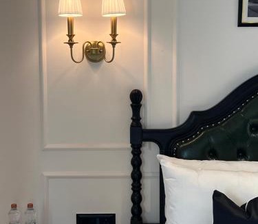 Raiganj Hotel | Hotel Bengal Kutir