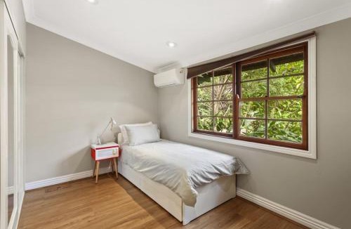 Wentworth Falls House | Carmelia Garden View Haven for Families and Friends