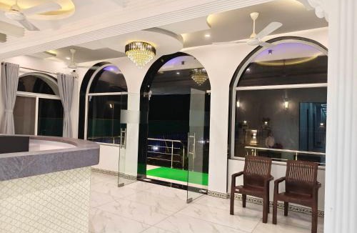 Divi Parangi Hotel | Dolphin Bay Resort