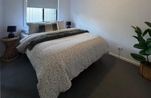 Charlestown Apartment | Guest favourite Ocean Views Breakfast Included
