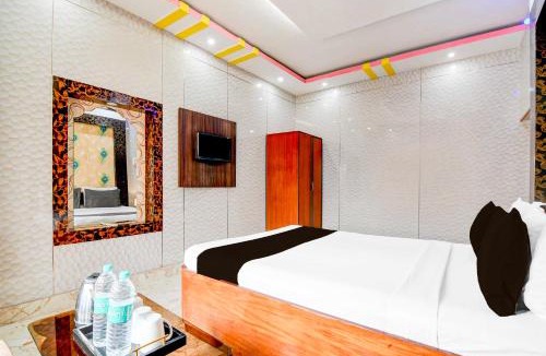 Shrirampur Hotel | Collection O Serampore Railway Station