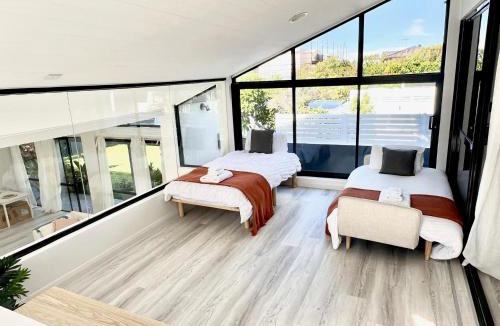 Maroubra Villa | Amazing Ocean Villa close to Natural Rock Pools