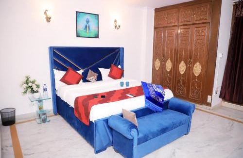 Saket Apartment | Fortune Home Service Apartment,2Bhk, D-198,SAKET
