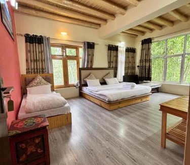 Leh Bed & Breakfast | Hidden Leaf Homestay