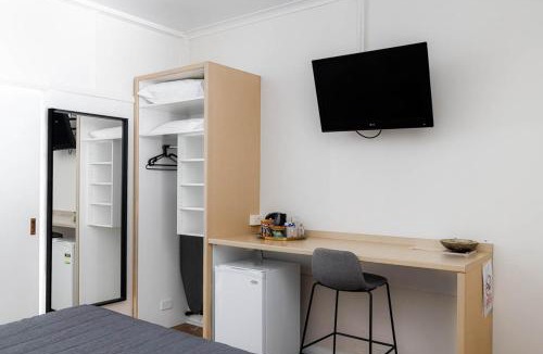Bungendore Hotel | The Lake George Hotel