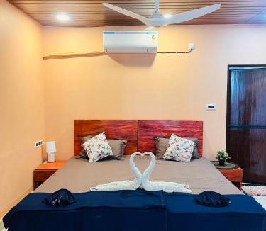 Canacona Hotel | Tejas Beach View Stay Talpona