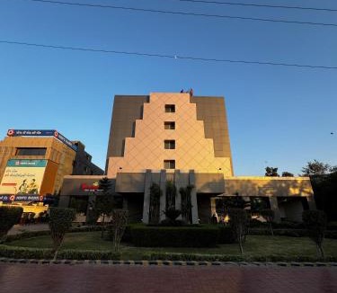 Ankleshwar Hotel | Lords Plaza Ankleshwar