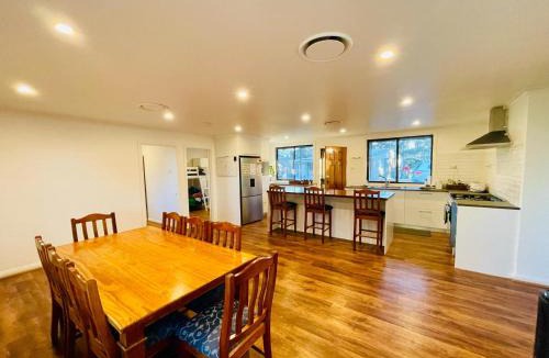 Middle Arm House | Gorkha Village Goulburn