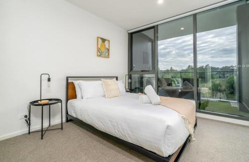 Phillip Apartment | Stylish 2BR Apt 5 mins to Canberra Hospital - Hosted by Canstay